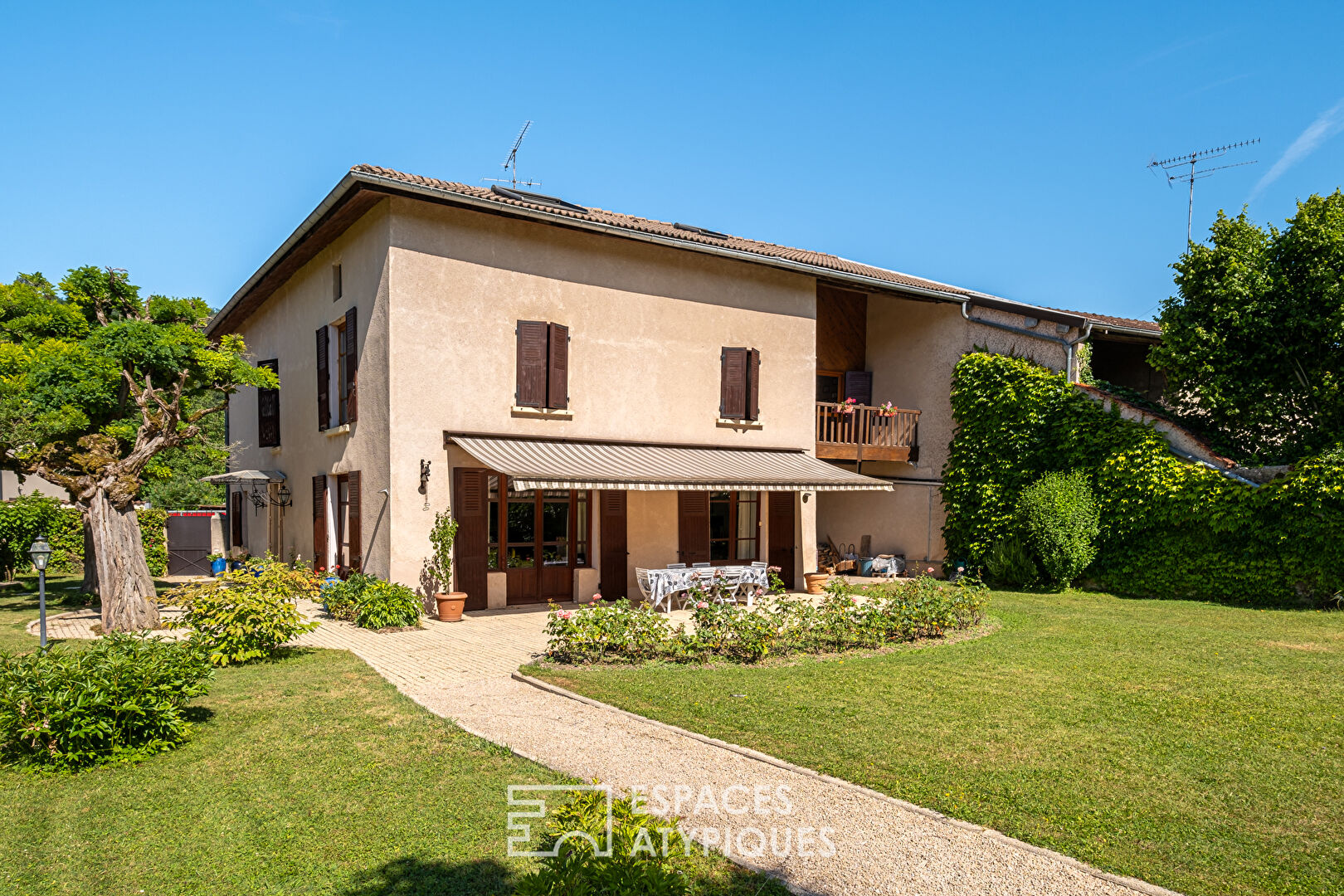 Characterful waterfront property
