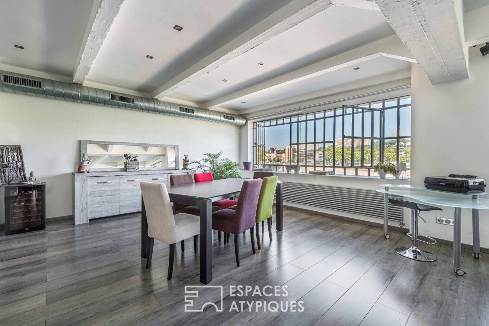 Loft avec vue sur la Saône dans une ancienne biscuiterie