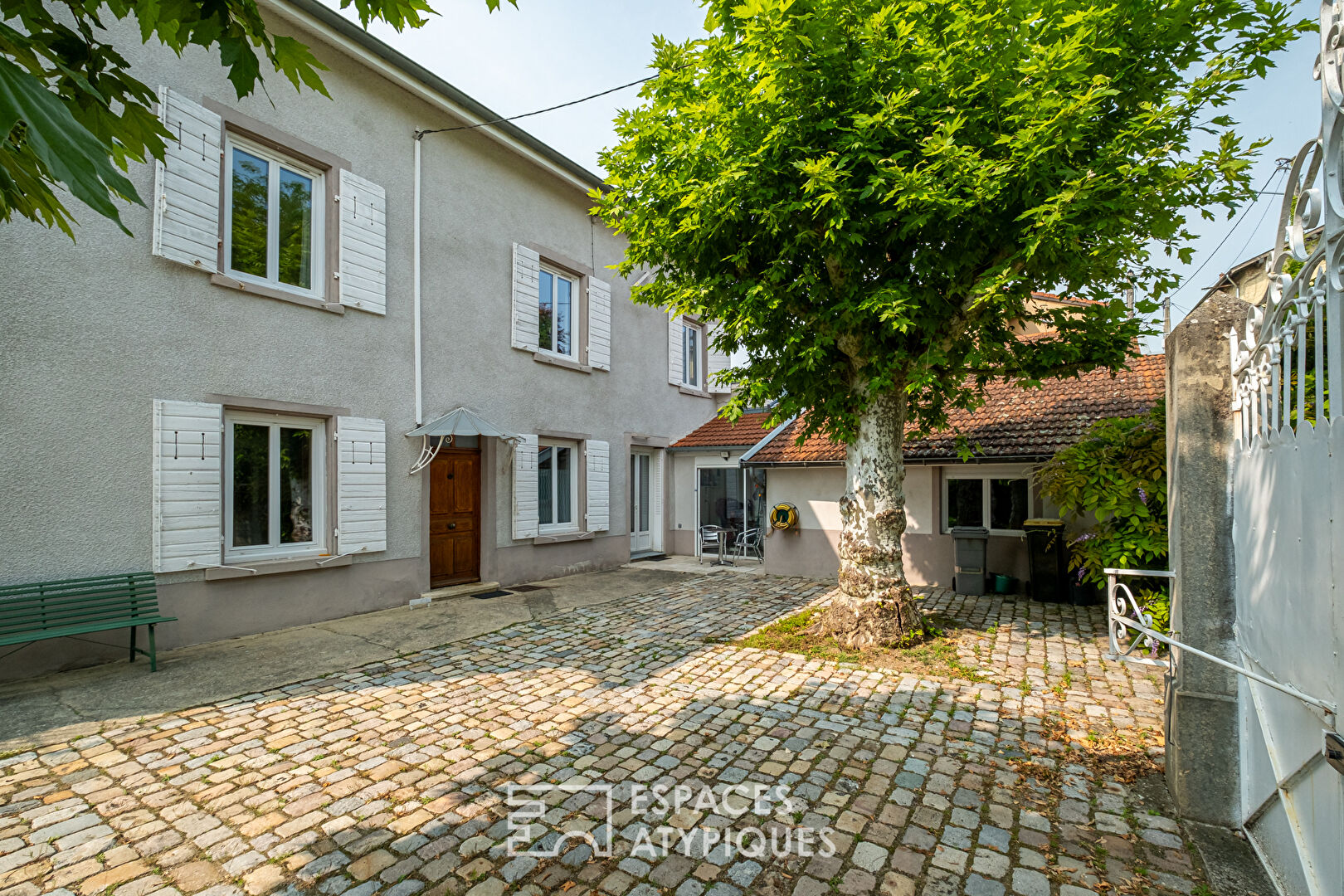 Maison Bourgeoise
