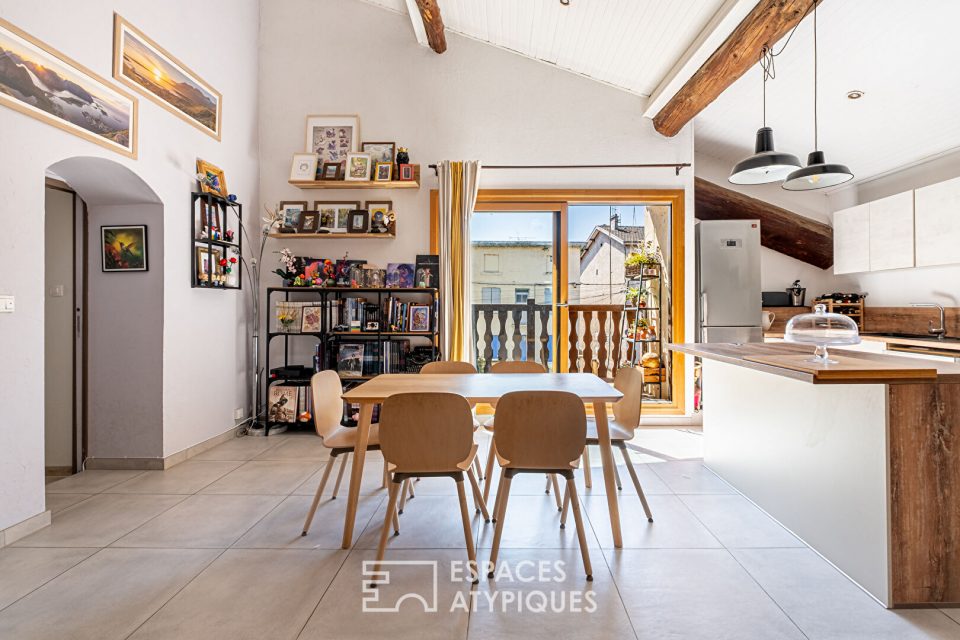 Maison de village en plein centre de Miribel