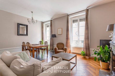 Renovated Haussmannian apartment