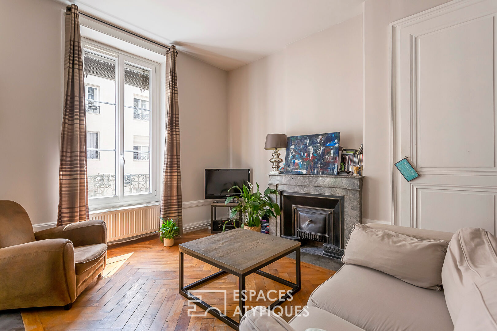Renovated Haussmannian apartment