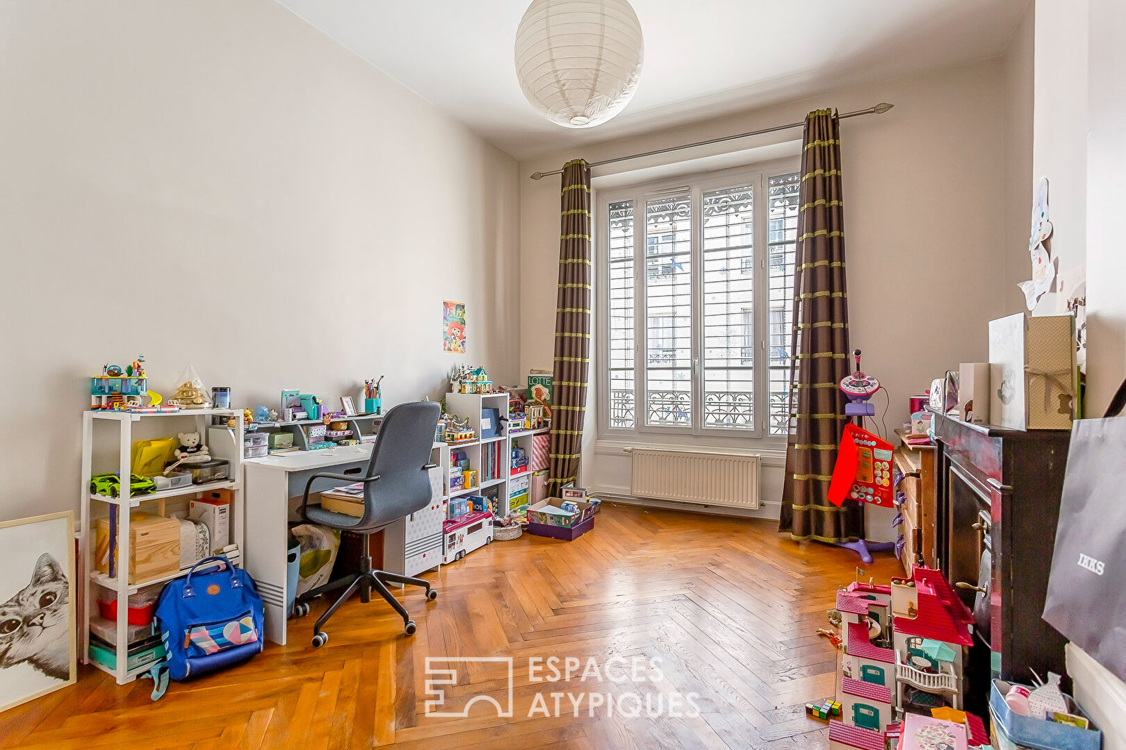 Renovated Haussmannian apartment