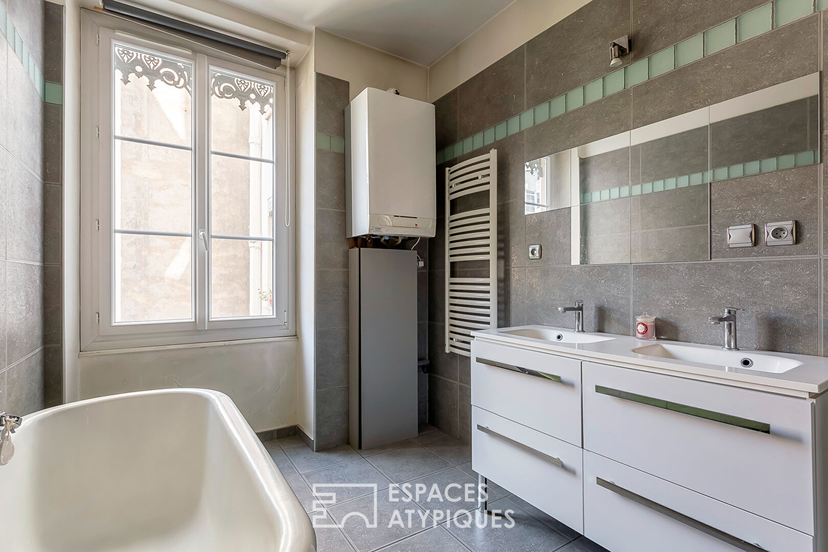 Renovated Haussmannian apartment