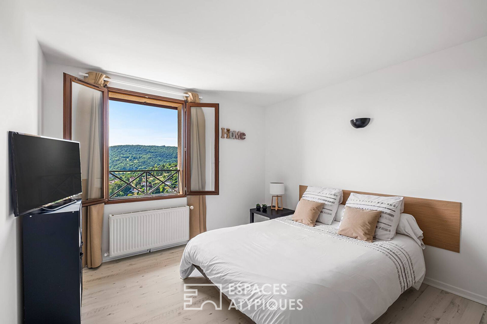 Maison avec piscine et vue imprenable