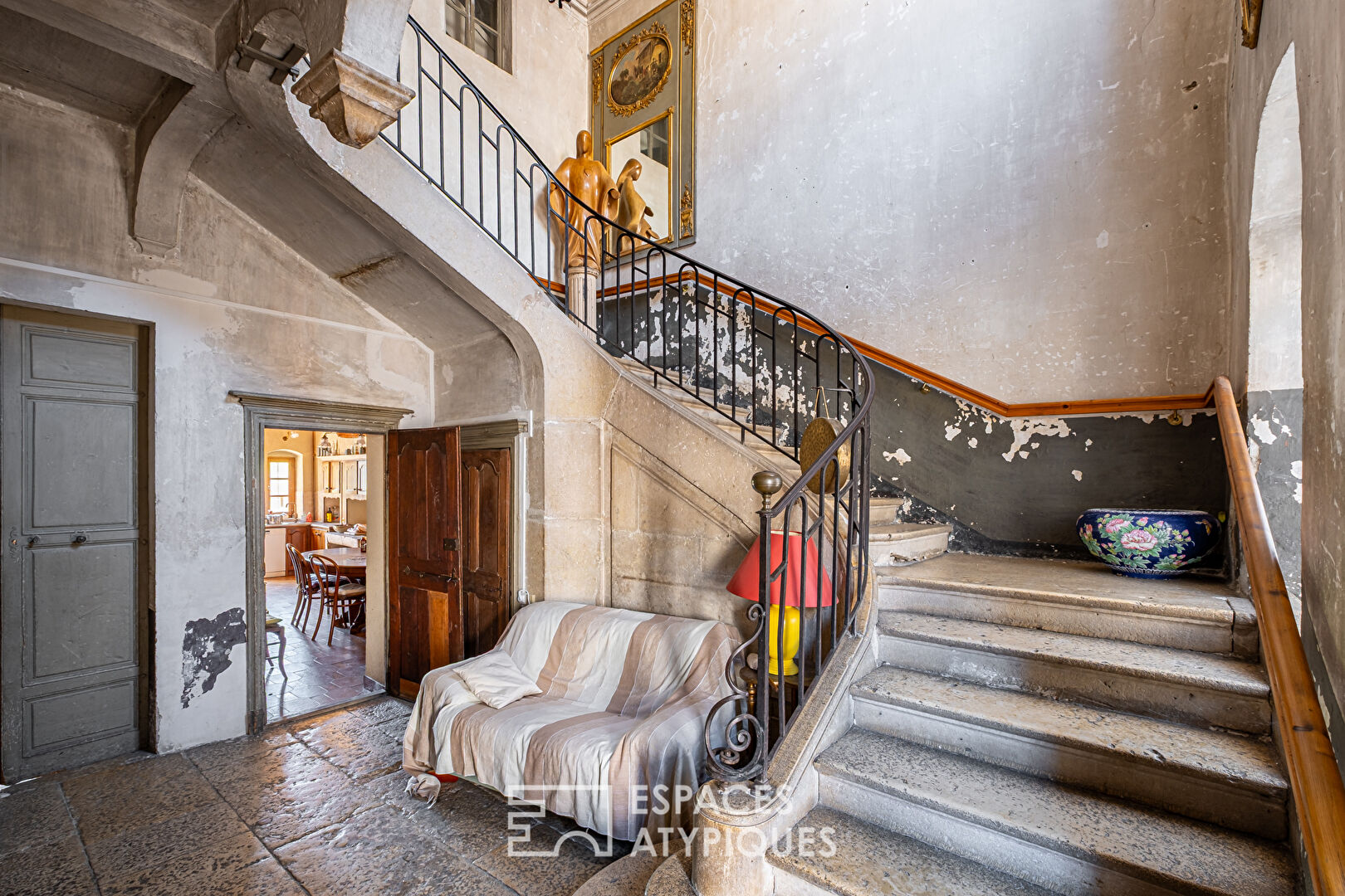 Maison de village pleine de charme avec accès privé a la rivière de l’Ain