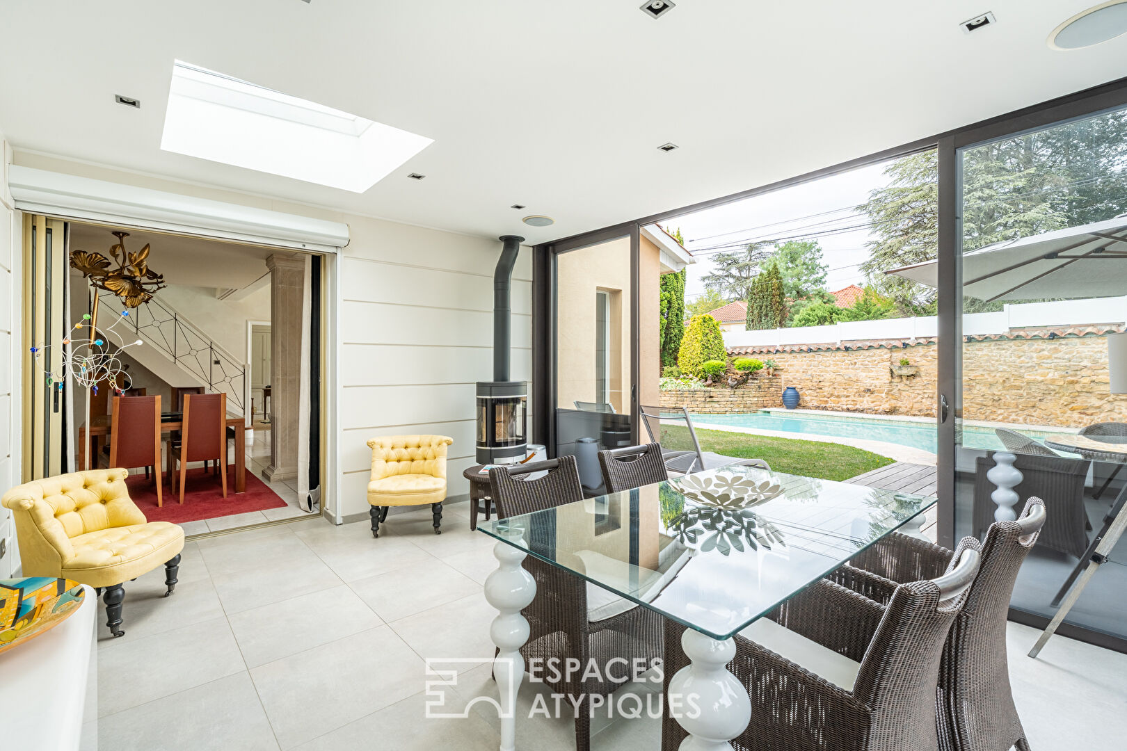 Maison rénovée avec piscine
