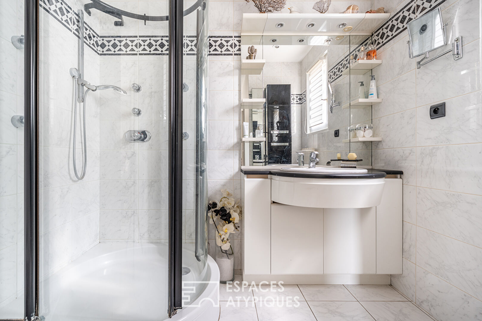 Maison rénovée avec piscine
