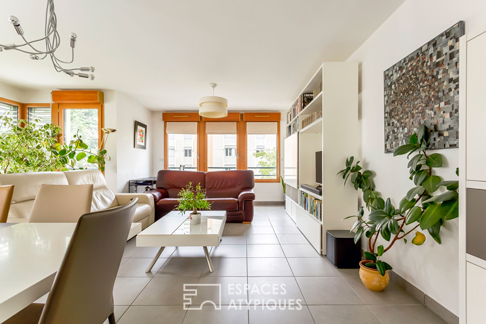 Appartement avec terrasse et triple garage