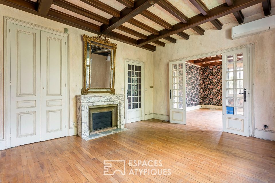 Maison familiale avec jardin et garage au pied du métro