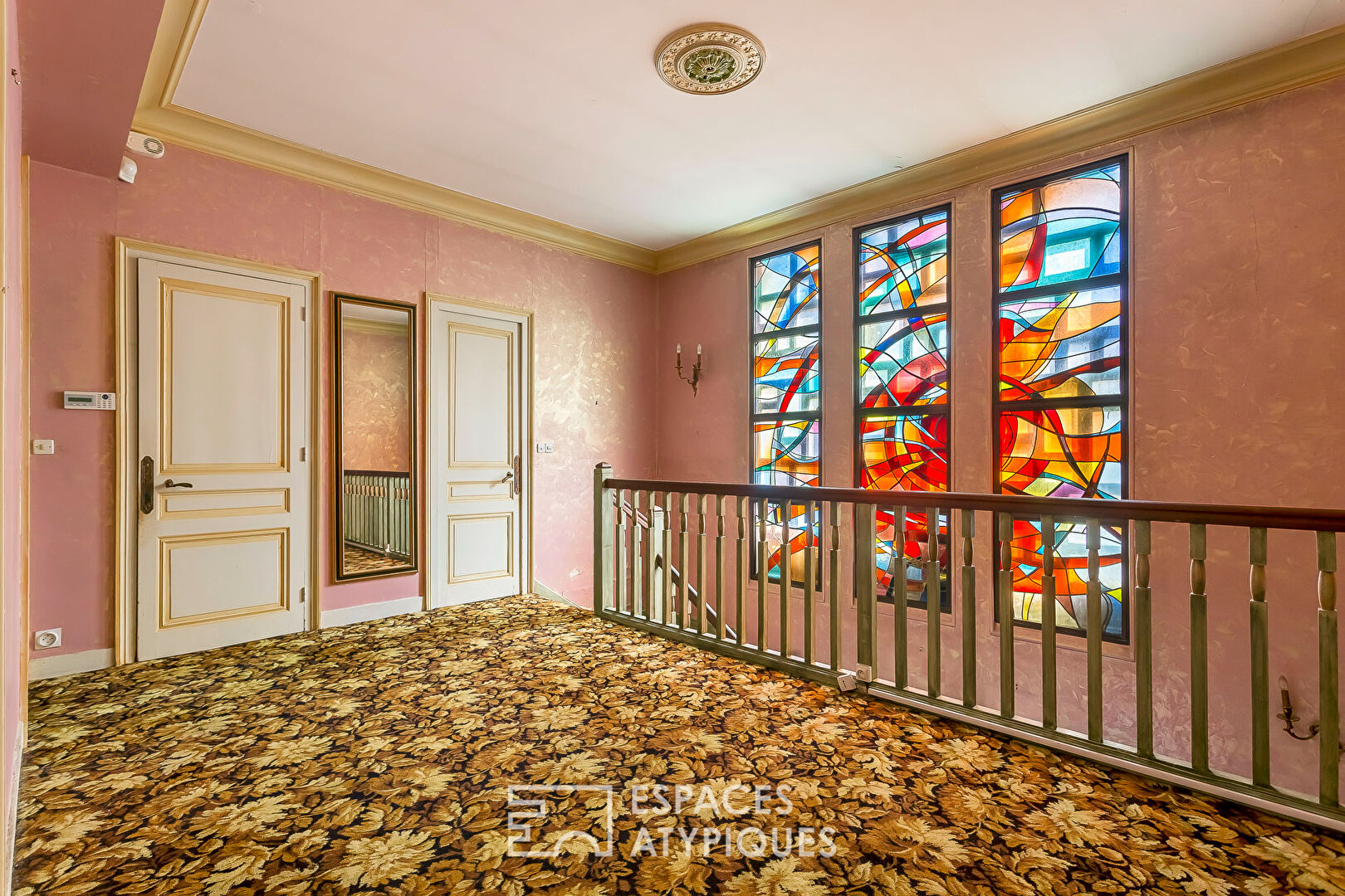 Maison familiale avec jardin et garage au pied du métro