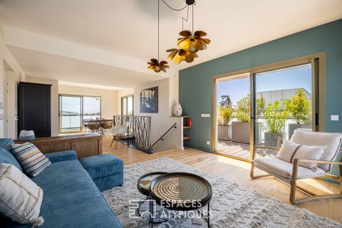 Duplex en dernier étage avec terrasse et vue imprenable sur la basilique Fourvière