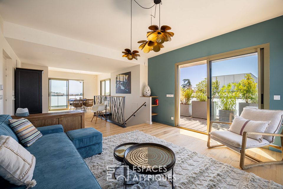 Duplex en dernier étage avec terrasse et vue imprenable sur la basilique Fourvière