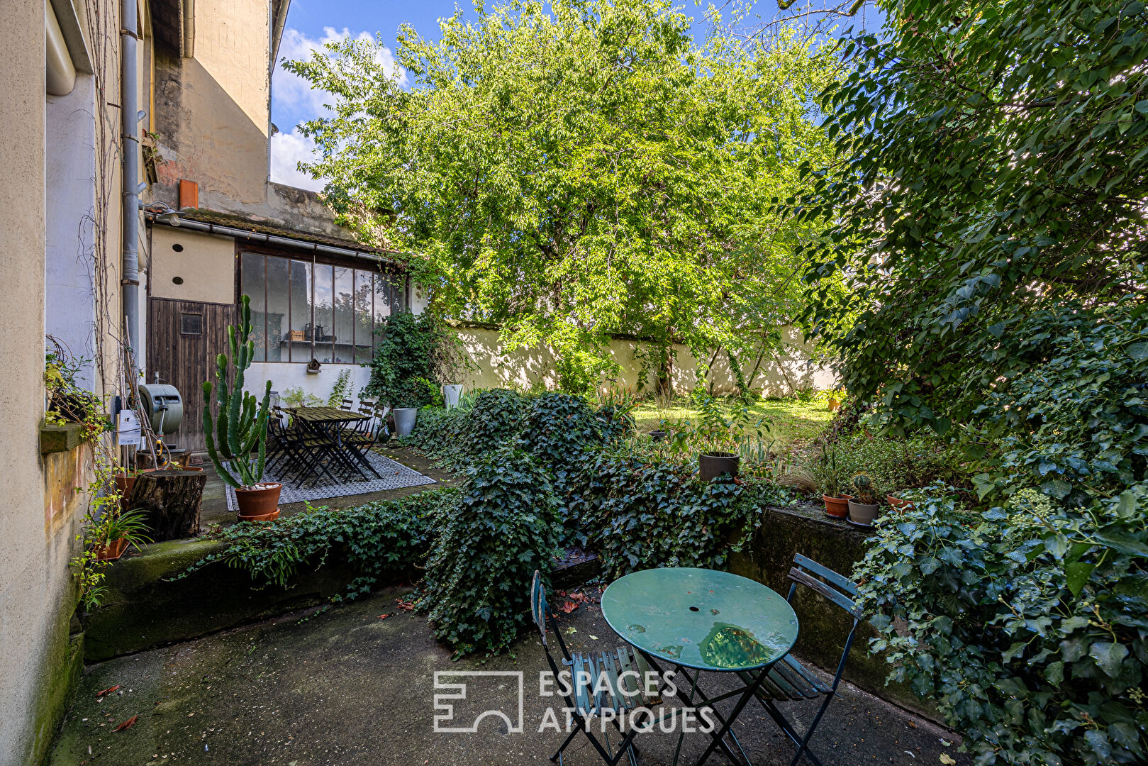 Maison avec jardin