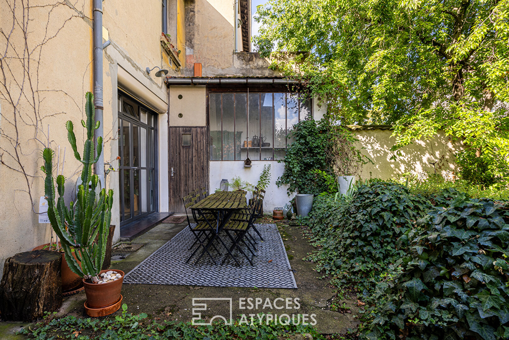 Maison avec jardin