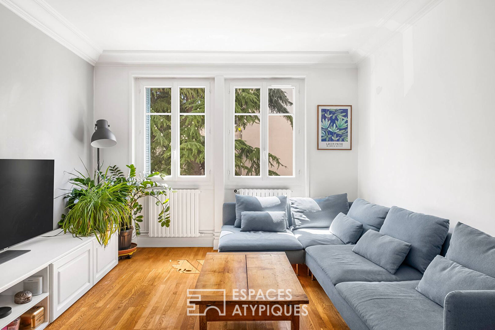 Apartment with balcony in the Monplaisir district