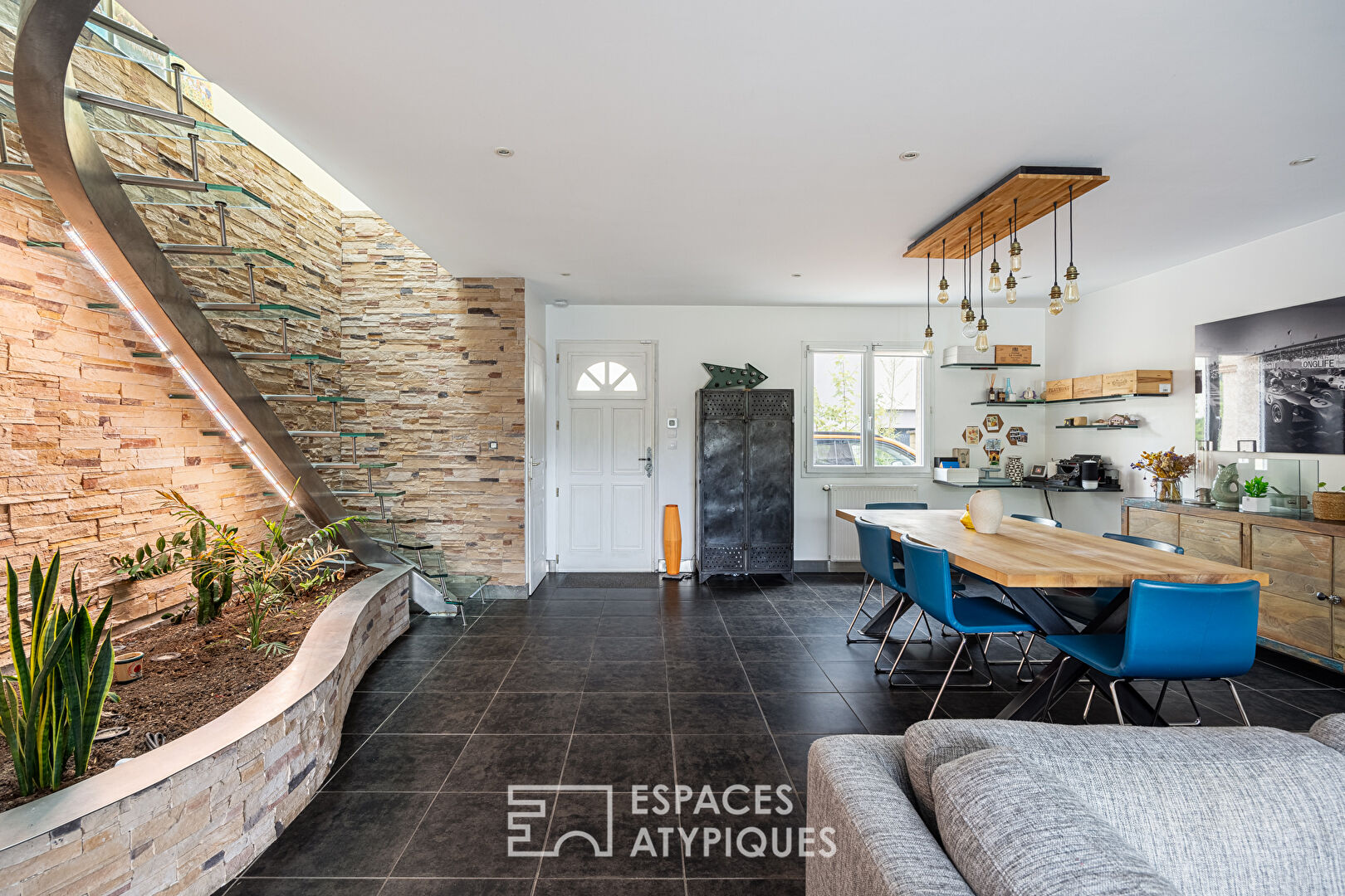 Maison familiale avec piscine à deux pas de la gare d’Alaï