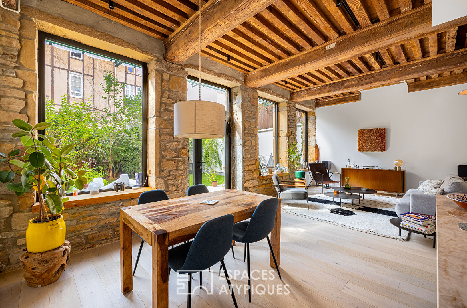Appartement d’exception avec terrasse et jardin en plein coeur du premier arrondissement de Lyon