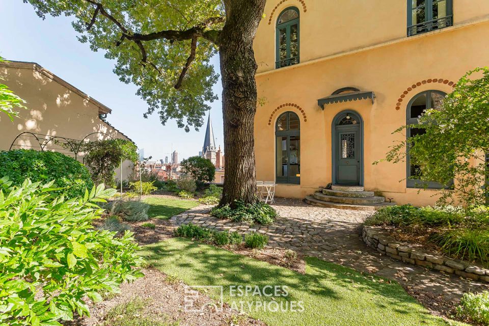 Appartement d'exception avec jardin de 300m² en plein coeur du Vieux-Lyon