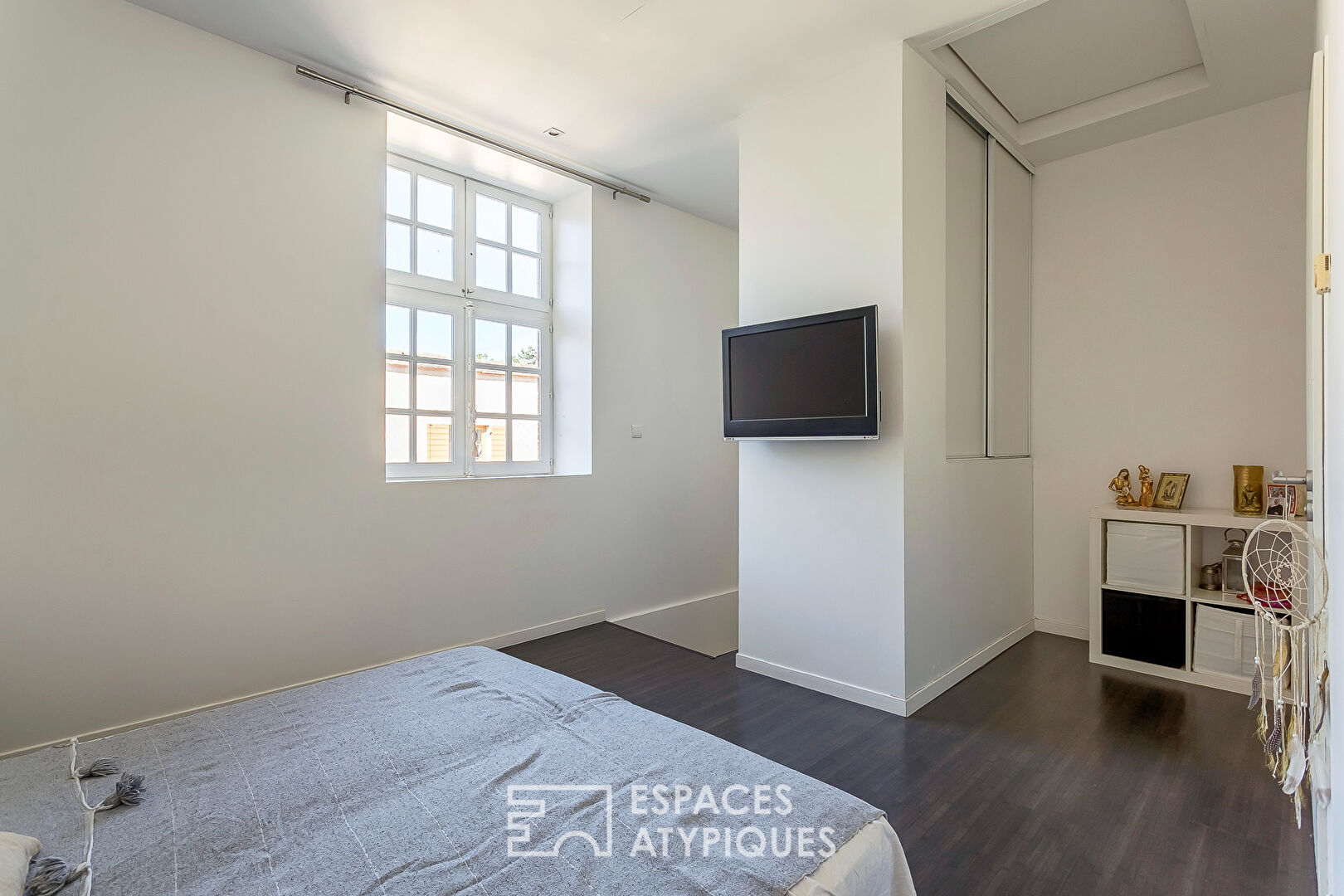 Renovated old house with private patio