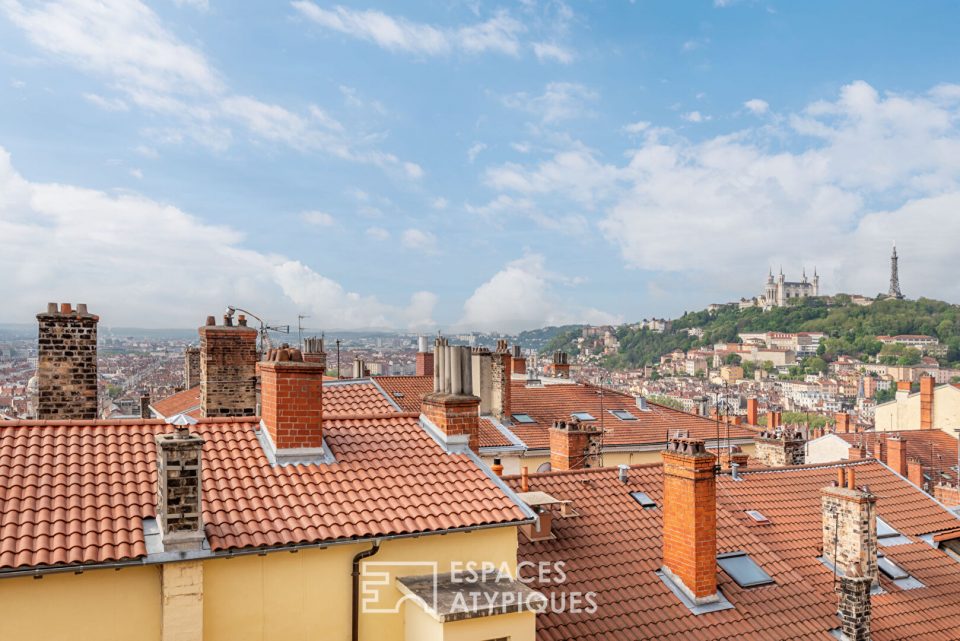 Dernier étage rénové avec vue Lyon et Fourvière