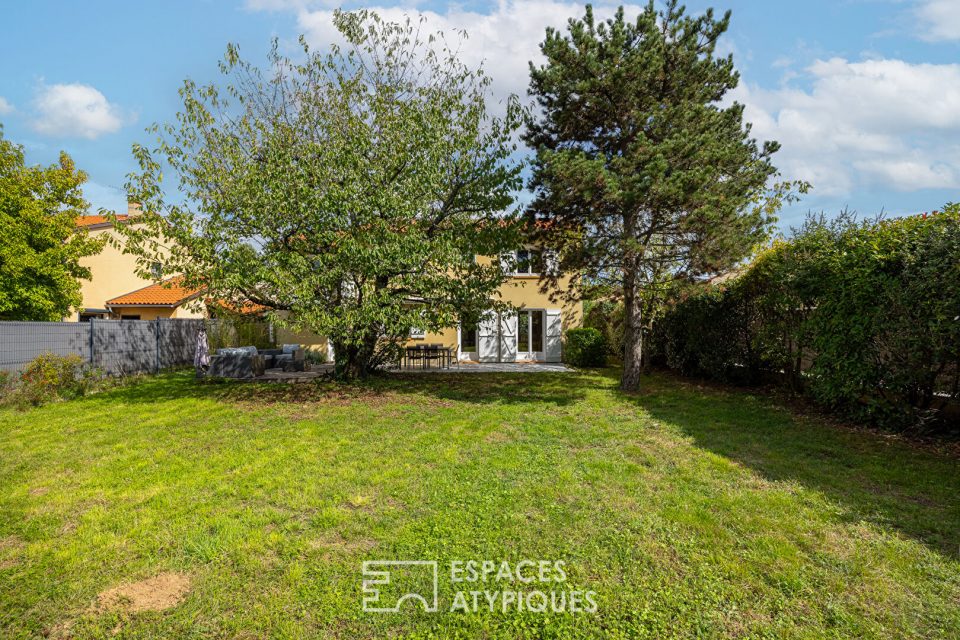 Belle maison et grand jardin à Genas