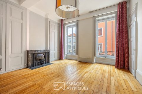 Character apartment in the heart of the Vaise district