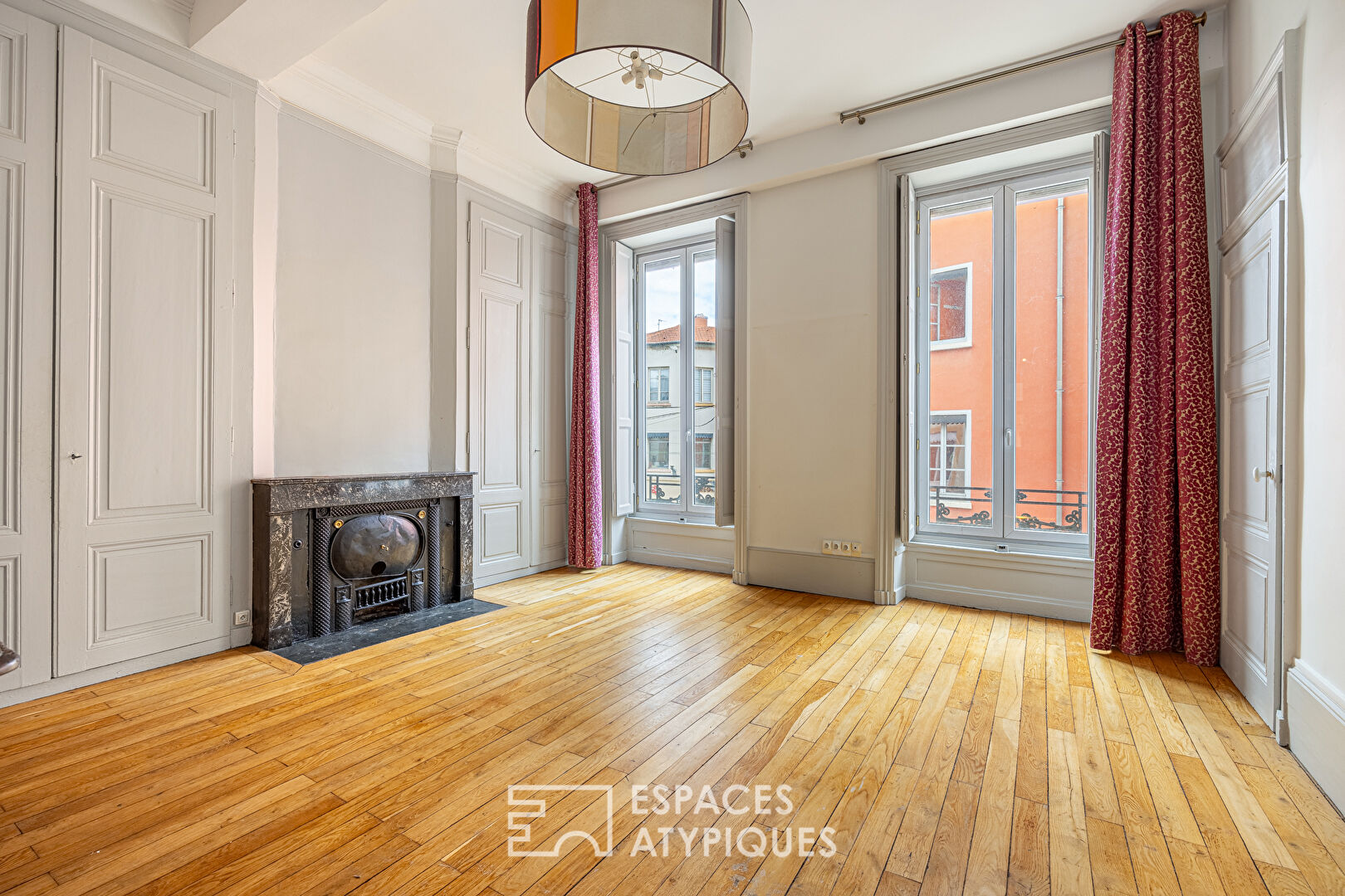Character apartment in the heart of the Vaise district