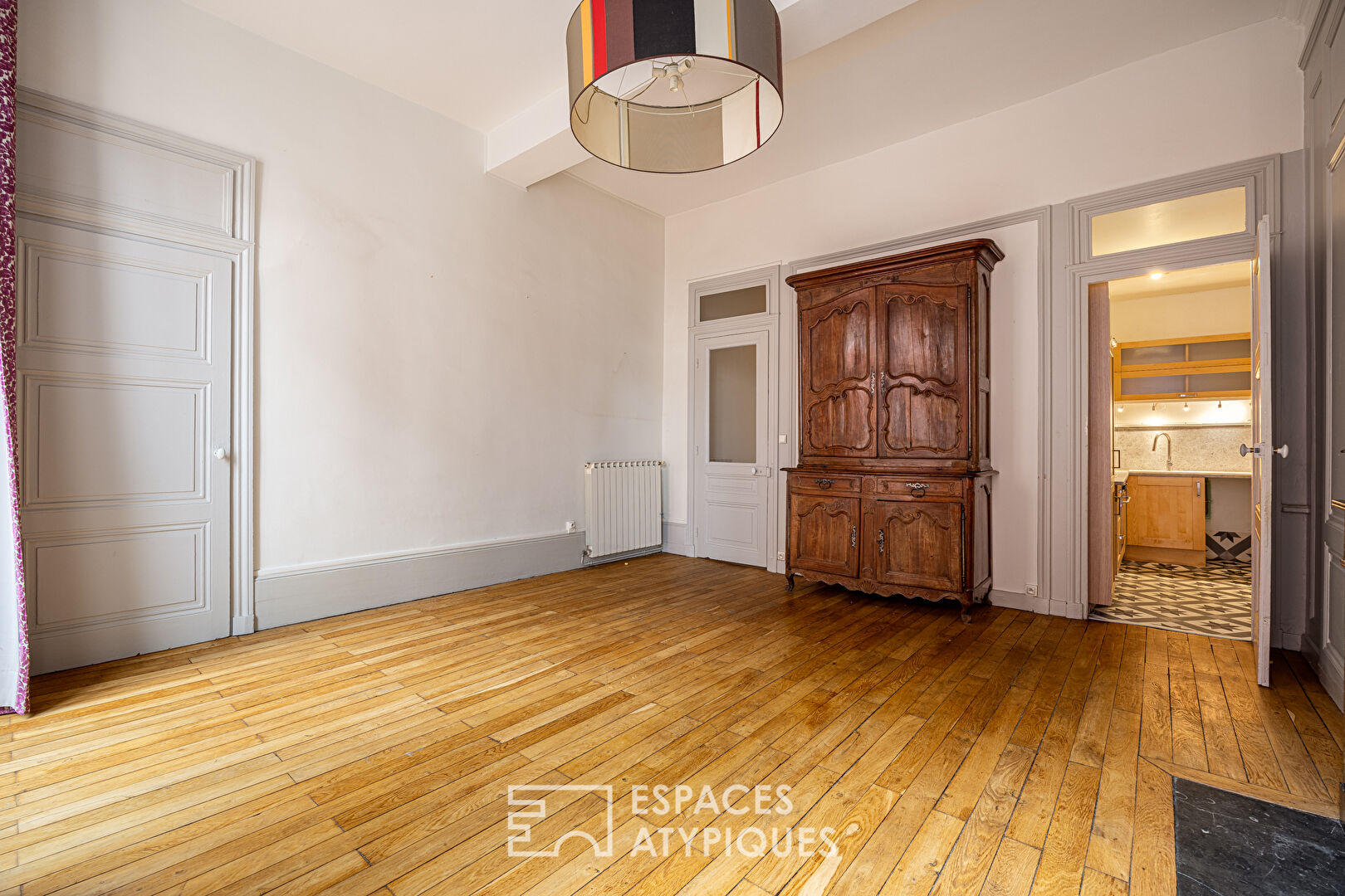 Character apartment in the heart of the Vaise district