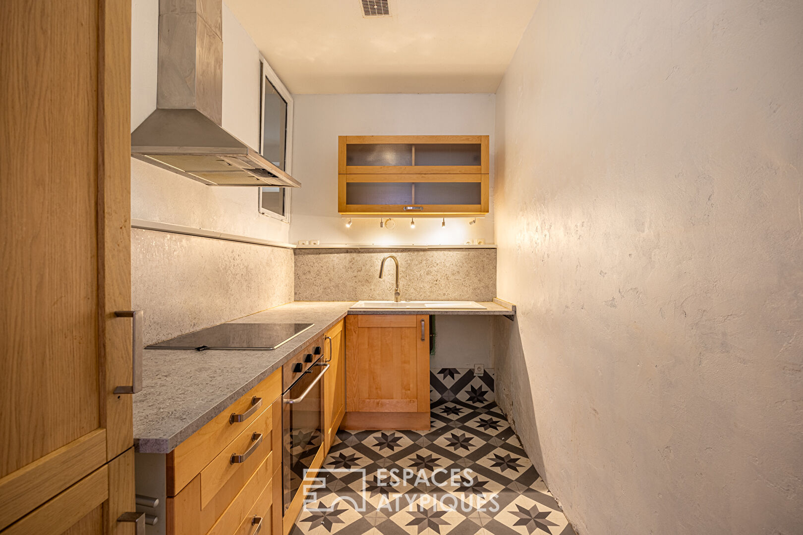 Character apartment in the heart of the Vaise district