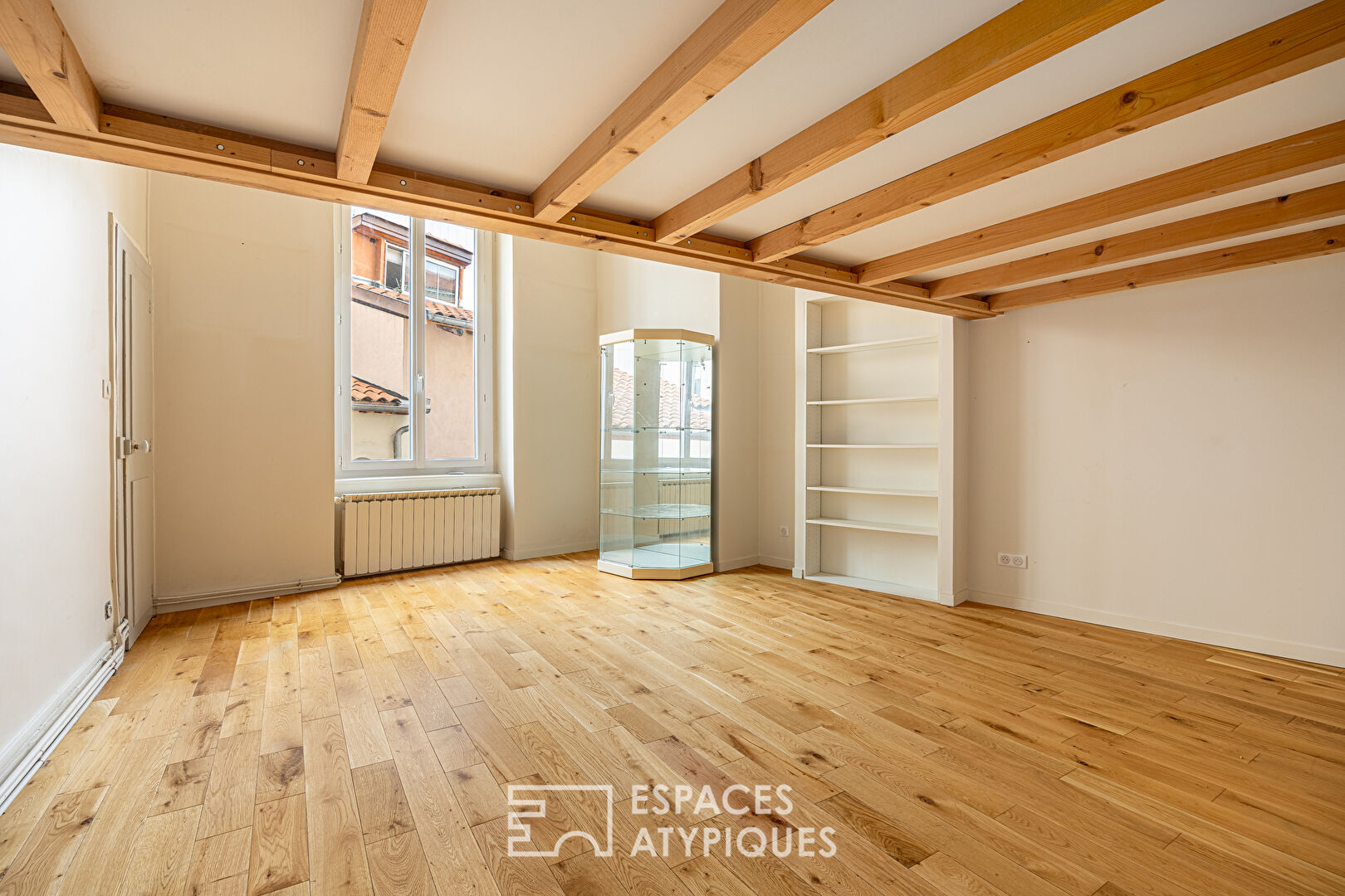 Character apartment in the heart of the Vaise district