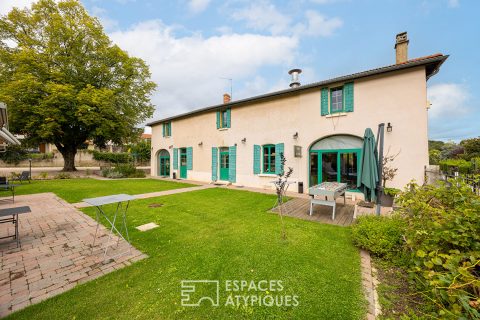 Ancien prieuré rénové à Genas