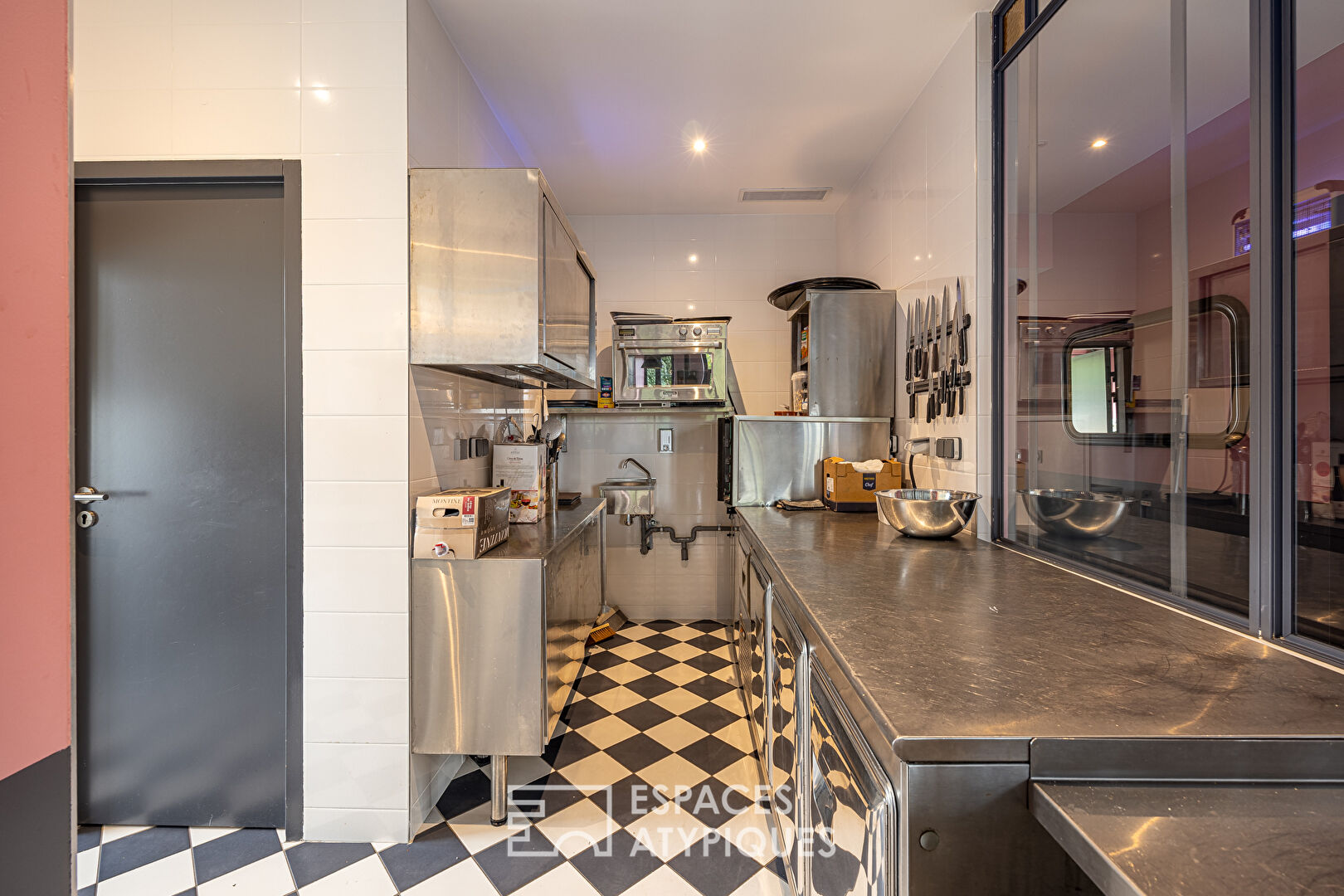 Ancien prieuré rénové à Genas