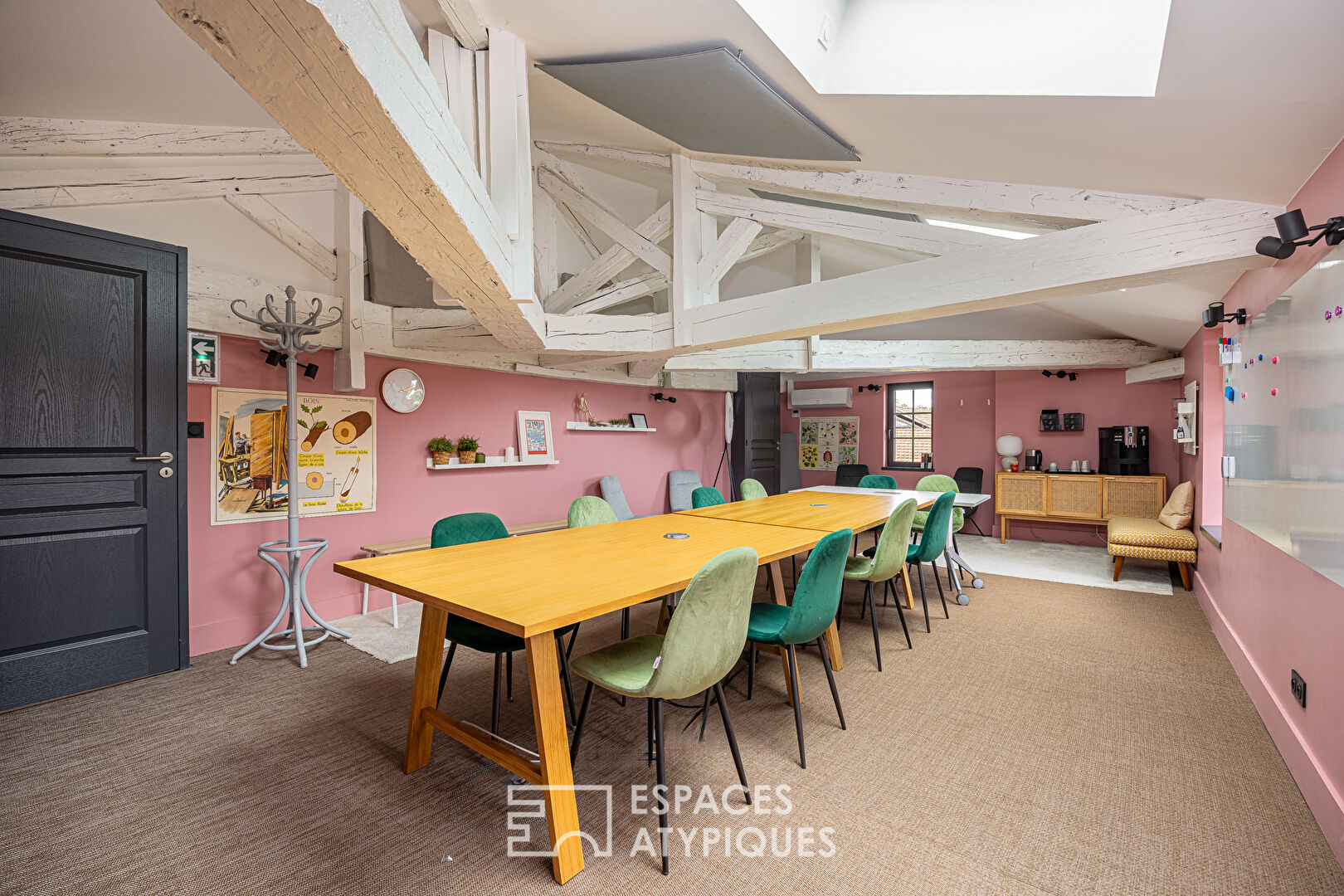 Ancien prieuré rénové à Genas