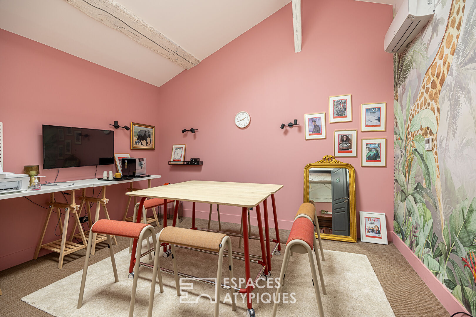 Ancien prieuré rénové à Genas