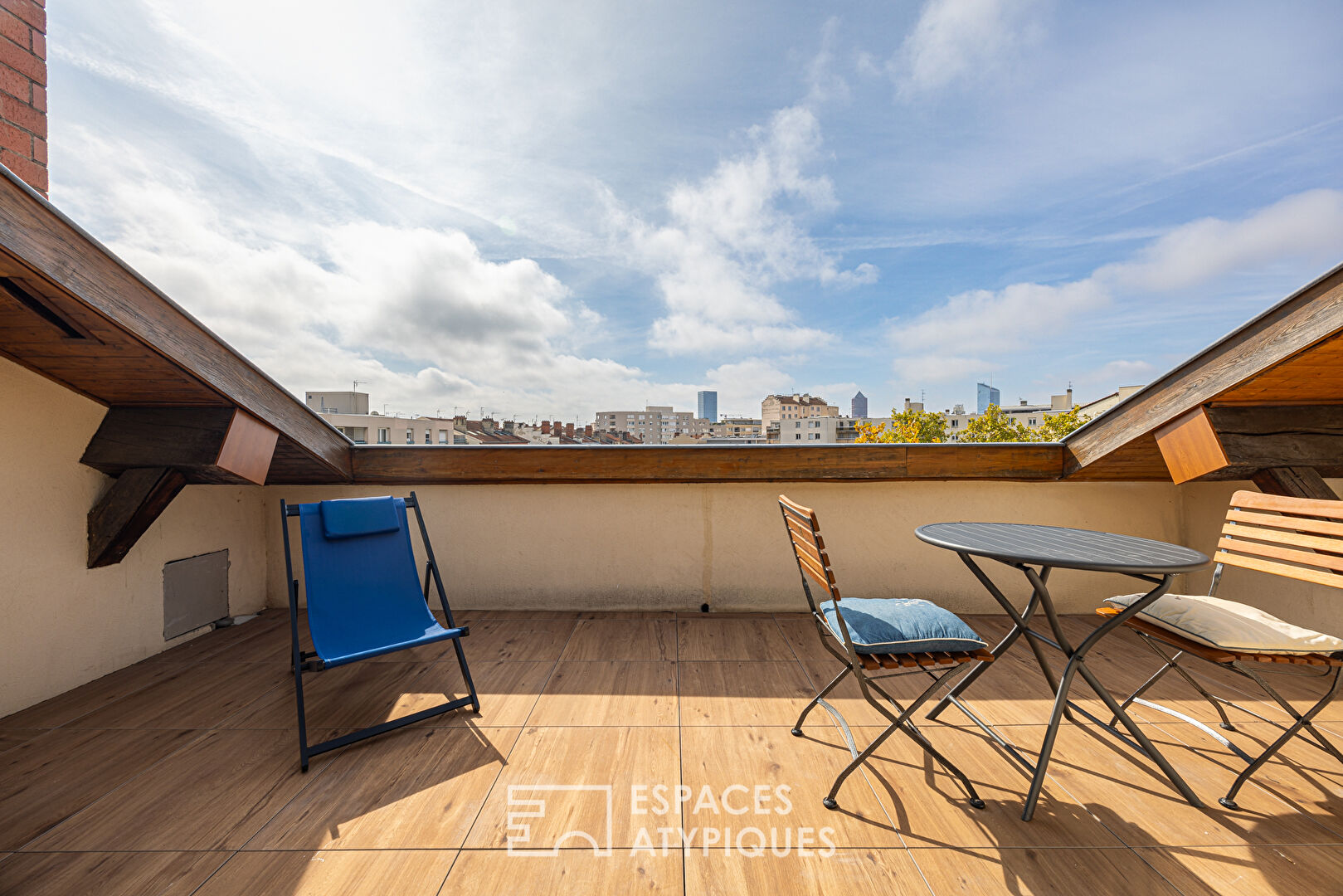Tropezian terrace in Villeurbanne