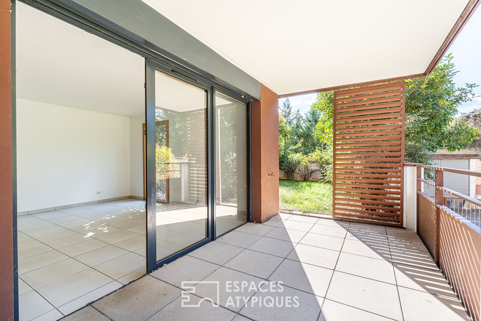 Très bel appartement dans résidence de standing avec piscine
