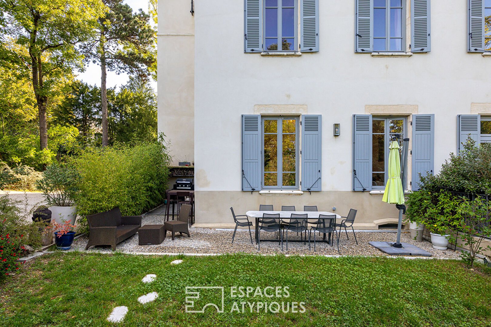 Duplex de charme dans une ancienne maison de maître