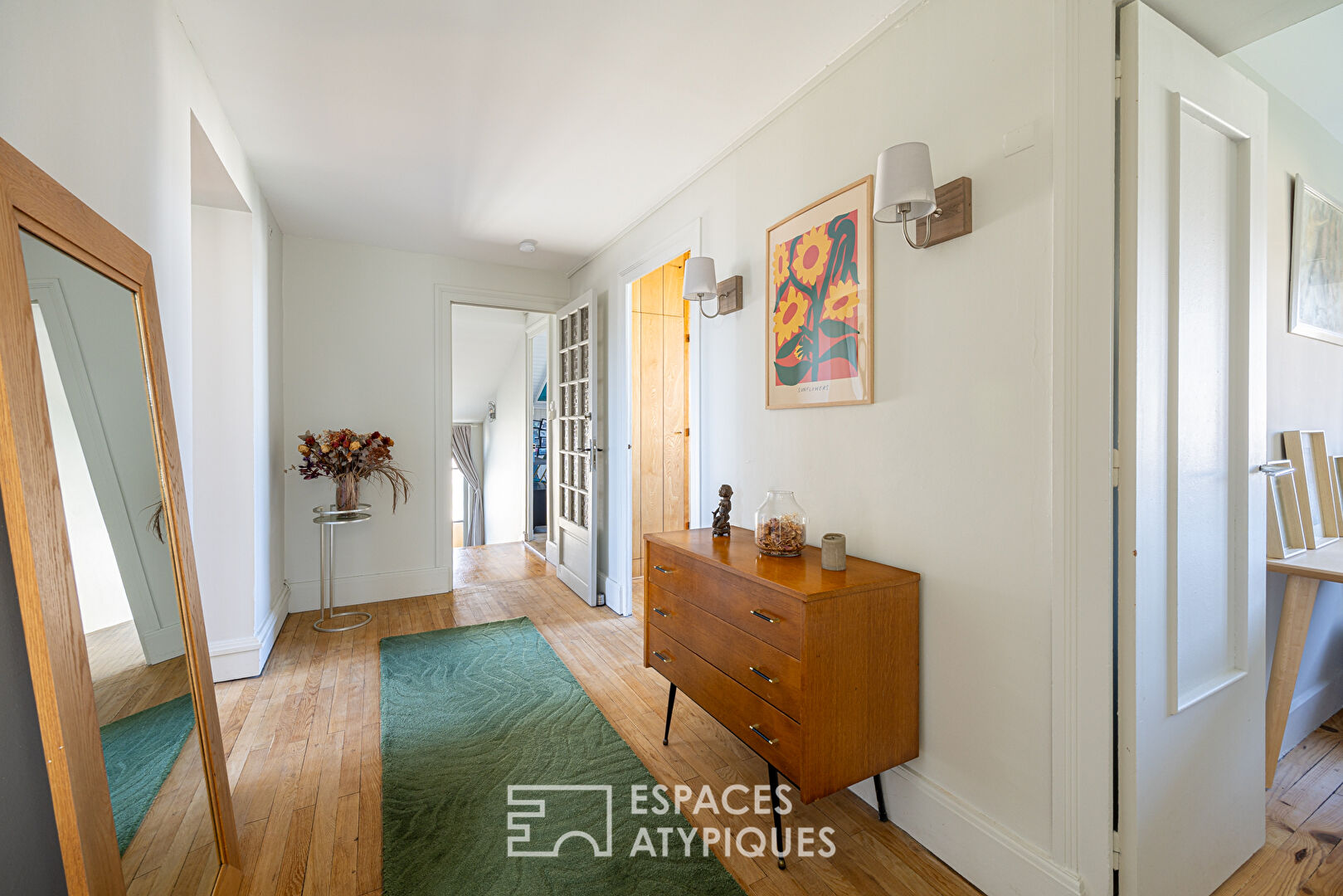 Maison Art Déco à deux pas de la place du marché