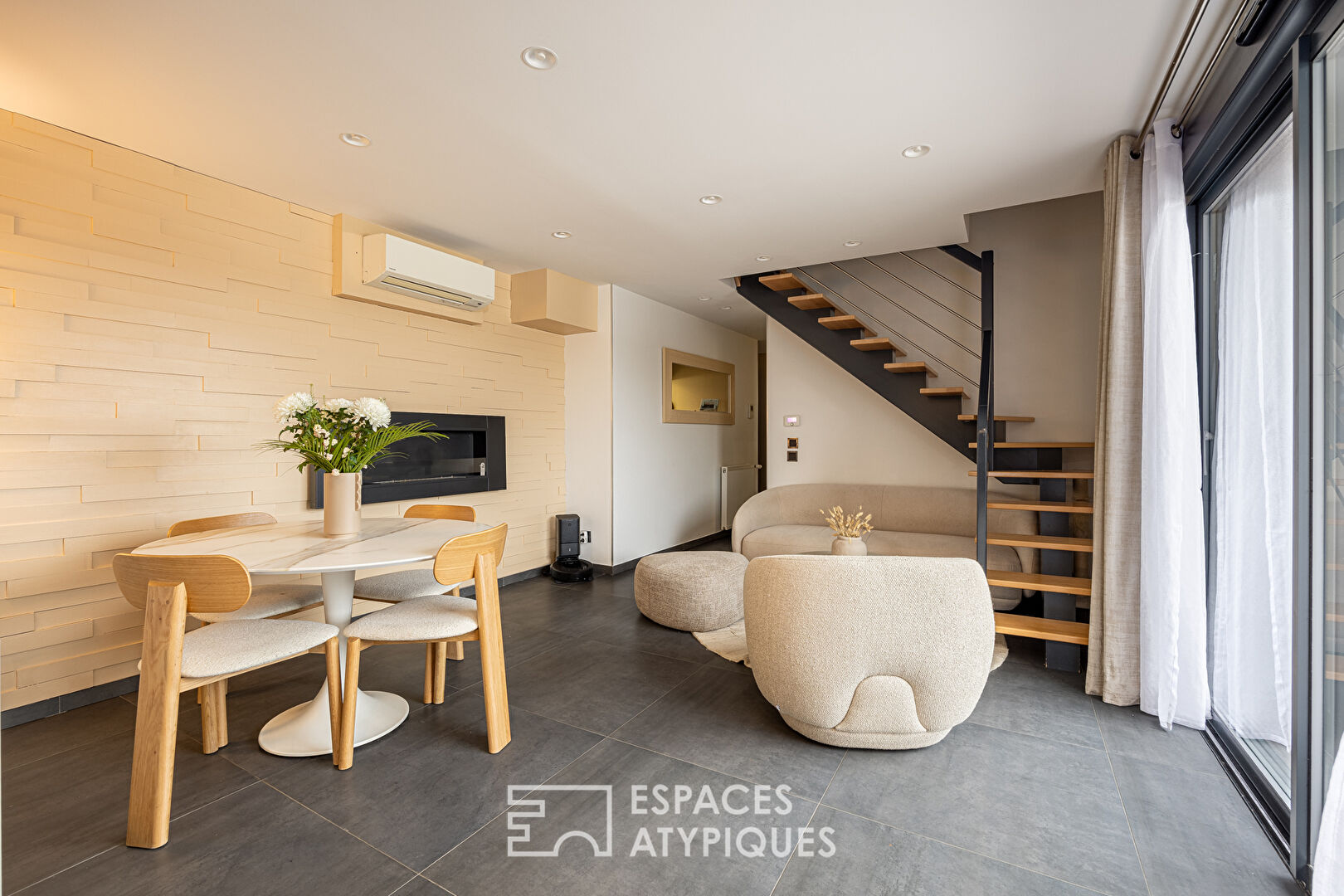 Duplex de standing T3 Meyzieu avec balcon et vue dégagée
