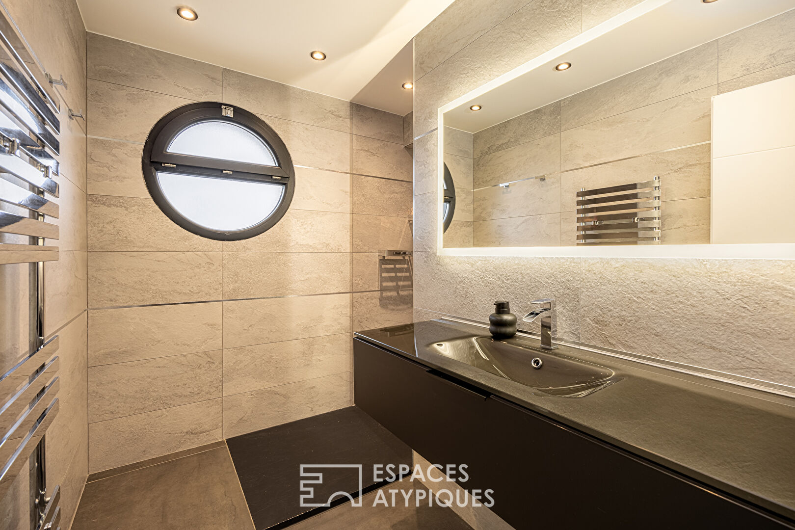 Duplex de standing T3 Meyzieu avec balcon et vue dégagée