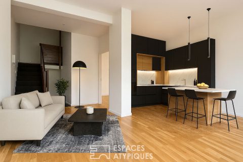 Loft-style duplex near Place Guichard