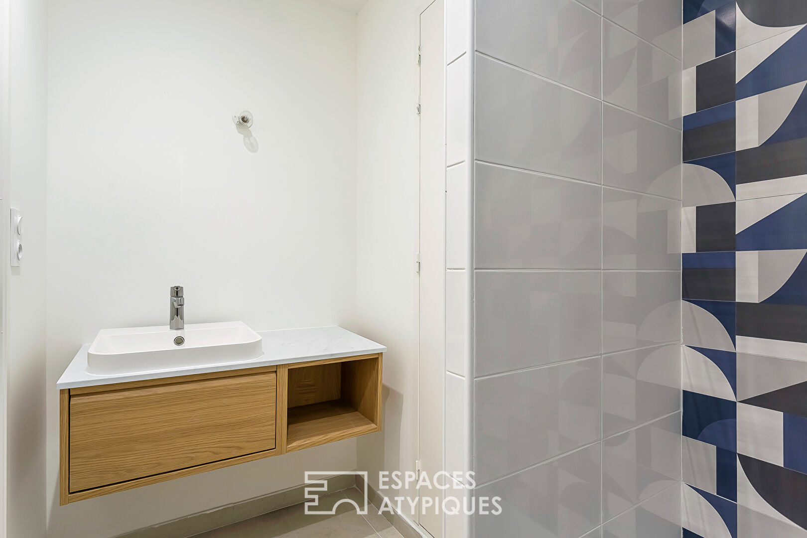 Loft-style duplex near Place Guichard