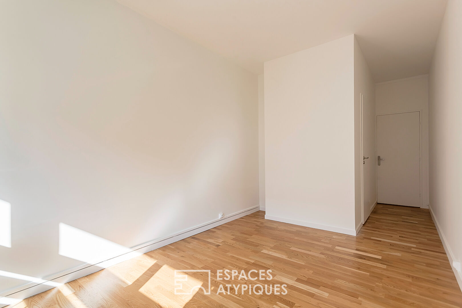 Loft-style duplex near Place Guichard