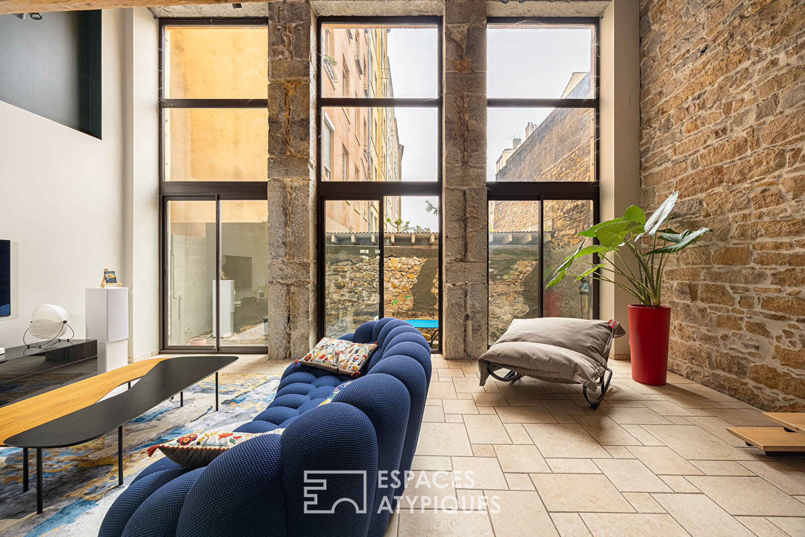 Loft with terrace in the heart of the Pentes de la Croix-Rousse