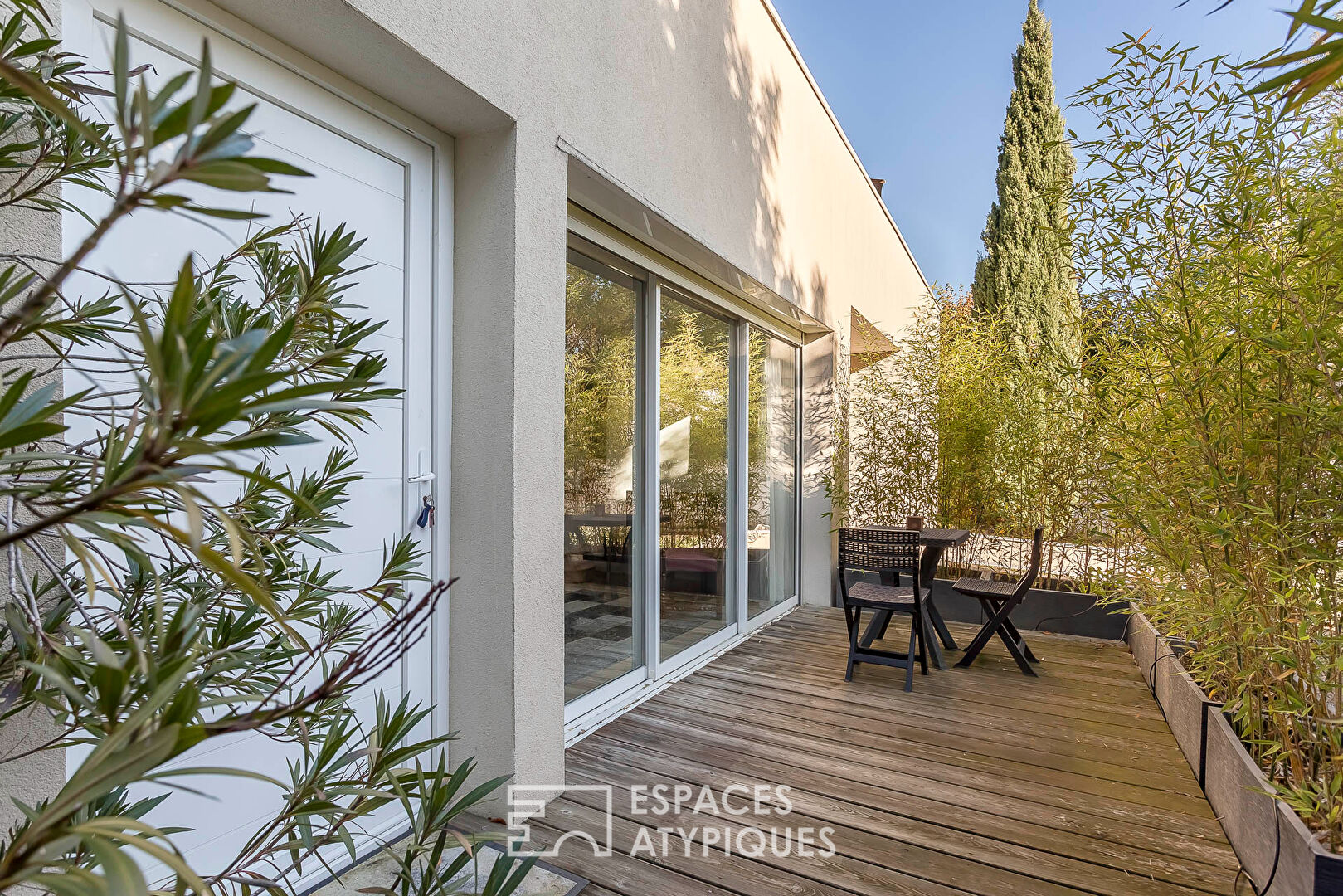 Maison contemporaine composée de trois appartements