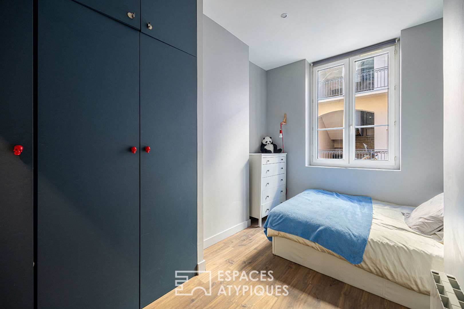 Beautiful old building completely redesigned in the heart of the Ainay district