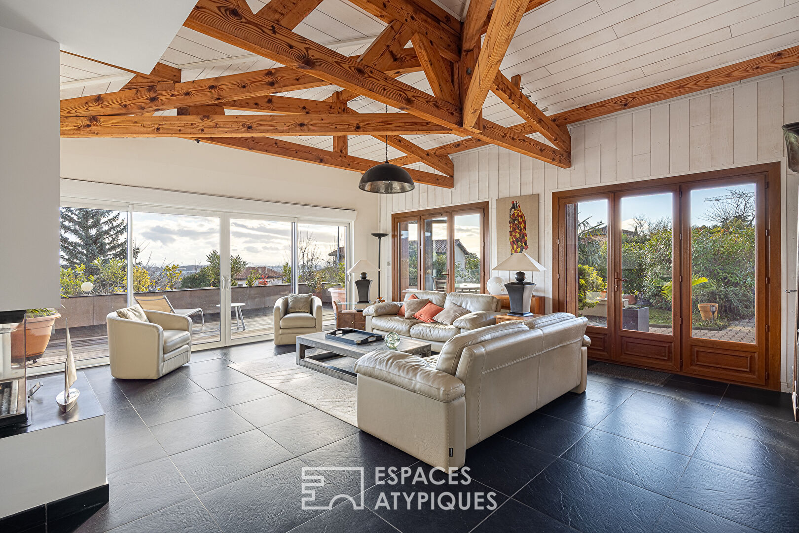 Maison en ossature bois avec vue spectaculaire