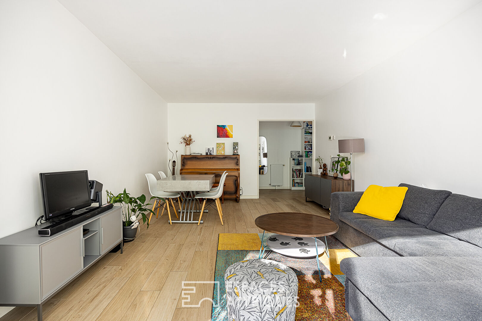 Residential garden level and terrace in Caluire