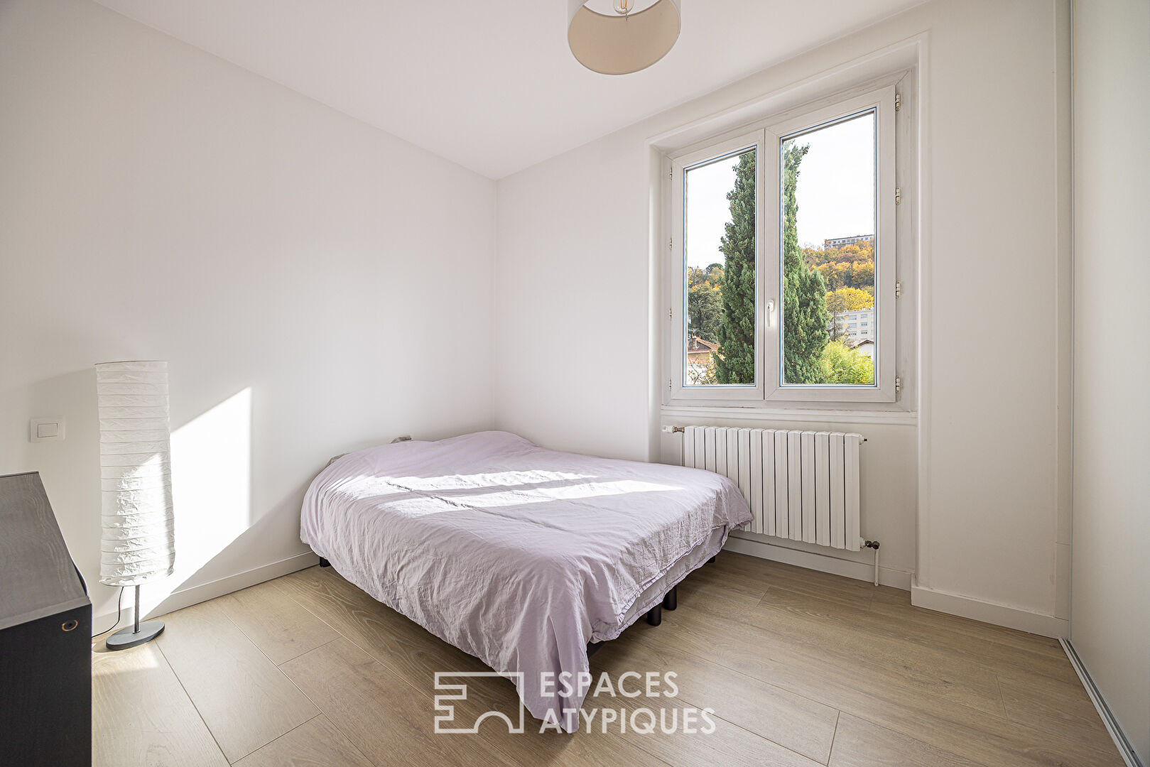 Old house with garden, completely renovated